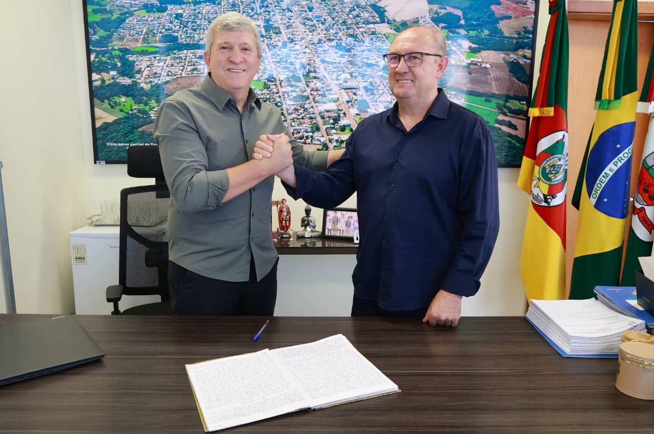 Gipe assume o Executivo de Tapejara durante férias do prefeito Big