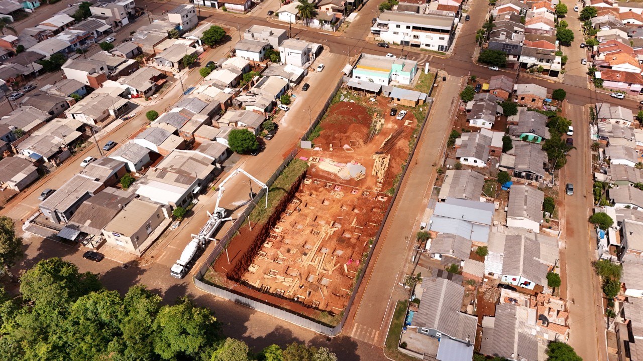 Obras da nova creche de Tapejara avançam com etapa de fundação