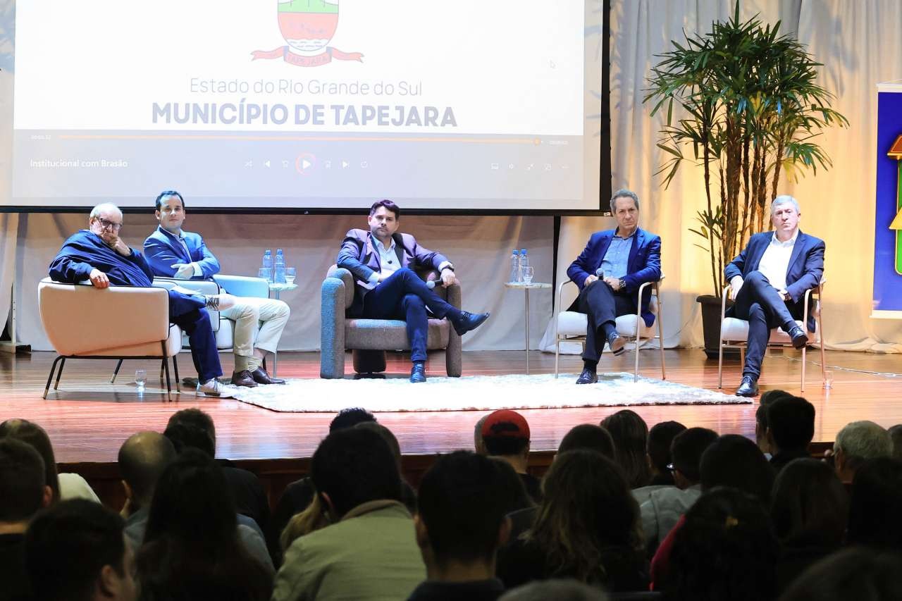 Fórum do Agronegócio em Tapejara debate desafios e investimentos