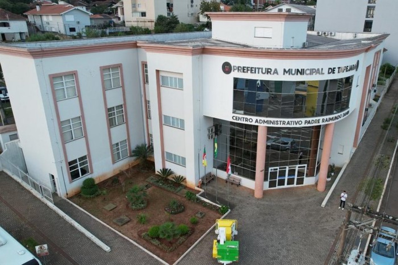Seleção da Prefeitura de Tapejara oferece vagas em 27 cargos e salários de até R$ 5,3 mil