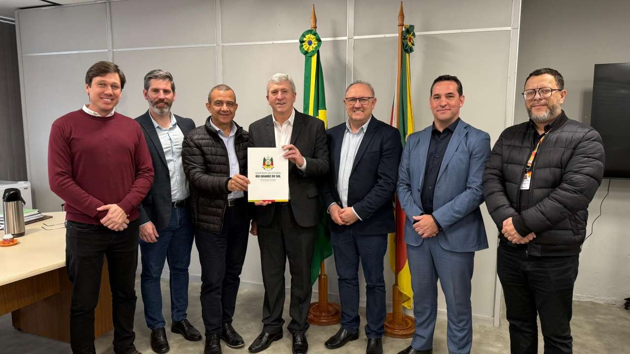 Prefeito Big assina convênio para construção de poço artesiano em Tapejara