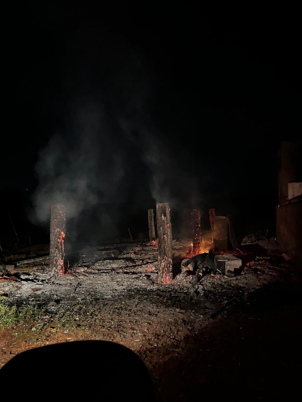 Incêndio destrói residência em Santa Bárbara, Ibiaçá (26)