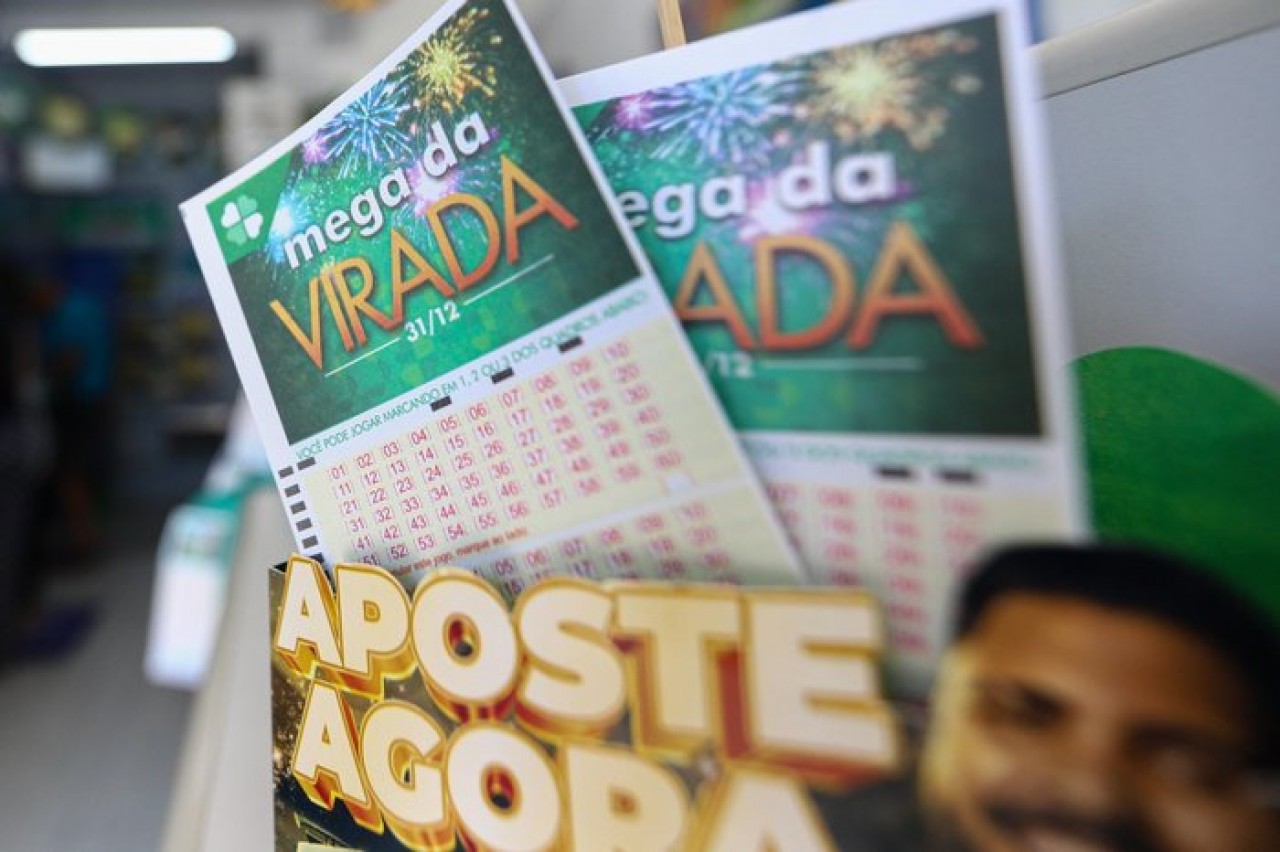 Bolão de Passo Fundo acerta 28 vezes a quadra na Mega da Virada e leva prêmio de R$ 30,4 mil