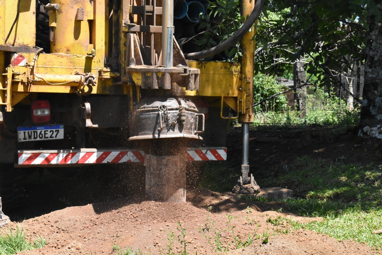 Vila Lângaro conclui perfuração de poço na Linha da Gruta