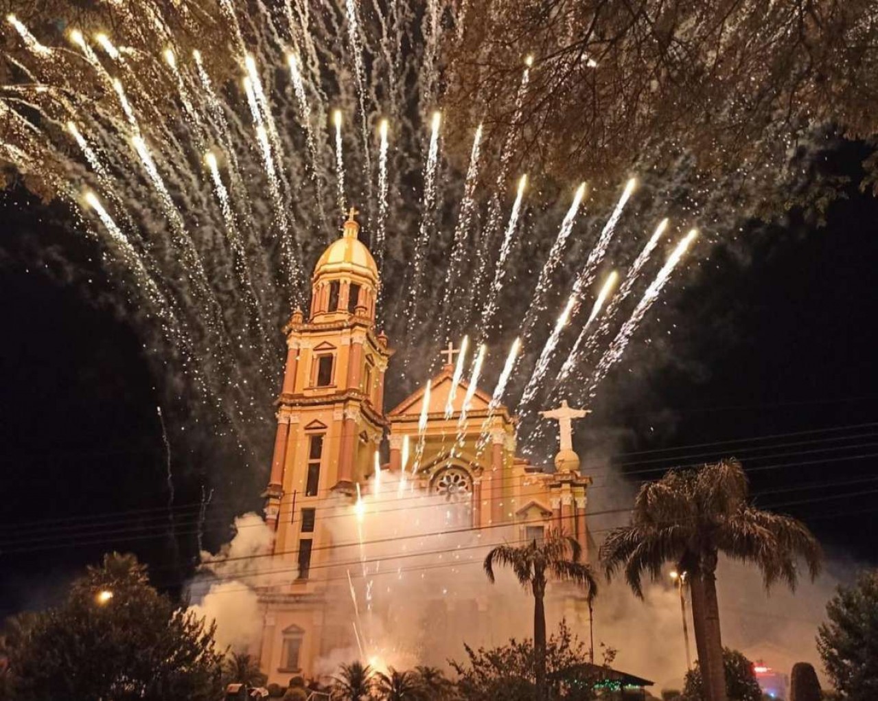 Confira o que abre e o que fecha no feriadão de Ano Novo em Tapejara