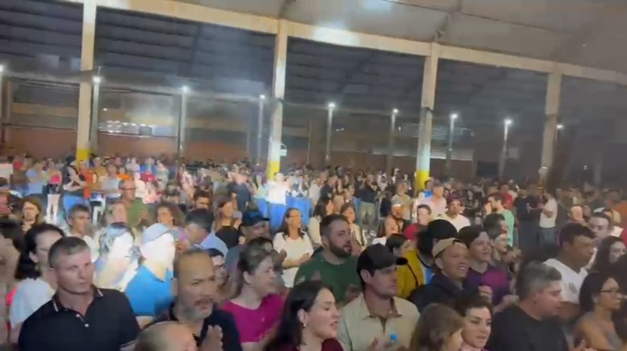 Mais de 2 mil pessoas participam da festa de 30 anos de Vila Lângaro